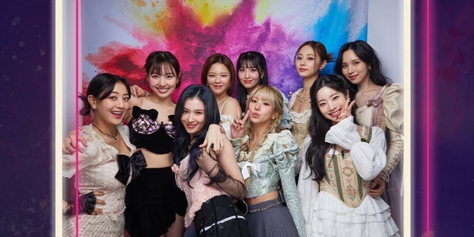 TWICE đứng đầu bảng xếp hạng Circle Charts. Ảnh: Allkpop