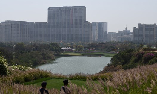 Câu lạc bộ golf DLF ở Gurugram, ngoại ô New Delhi, Ấn Độ. Ảnh: Xinhua