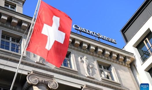 Ngân hàng lớn thứ 2 của Thụy Sĩ là Credit Suisse đang phải gắng gượng để có thể tiếp tục tồn tại. Ảnh: Xinhua