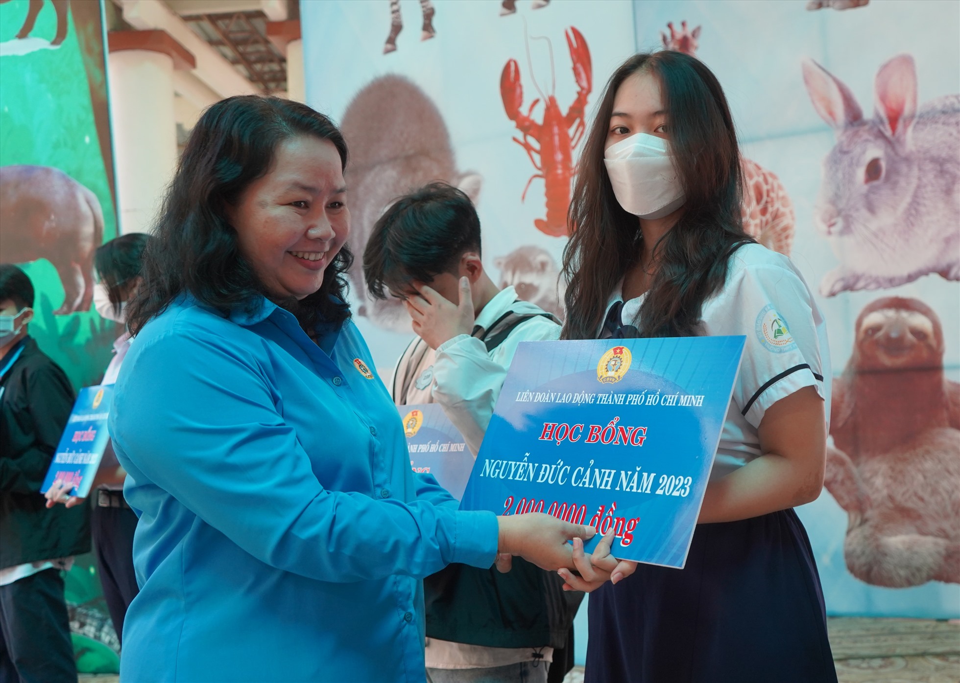 440 suất học bổng Nguyễn Đức Cảnh đến với con công nhân nghèo