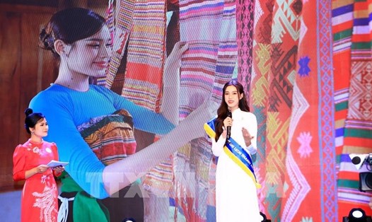 Hoa hậu Việt Nam 2020 Đỗ Thị Hà. Ảnh: Sen Vàng.