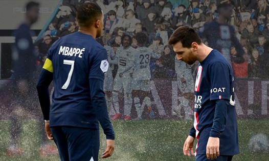 Kylian Mbappe và Lionel Messi không thể giúp PSG có điểm. Đồ họa: Lê Vinh
