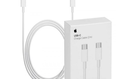 iPhone 15 được cho là thiết bị điện thoại thông minh đầu tiên của nhà táo có cổng sạc USB-C. Ảnh: Apple