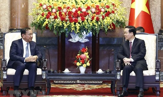 Chủ tịch nước Võ Văn Thưởng tiếp Phó Thủ tướng, Bộ trưởng Ngoại giao và Hợp tác quốc tế Campuchia Prak Sokhonn. Ảnh: TTXVN
