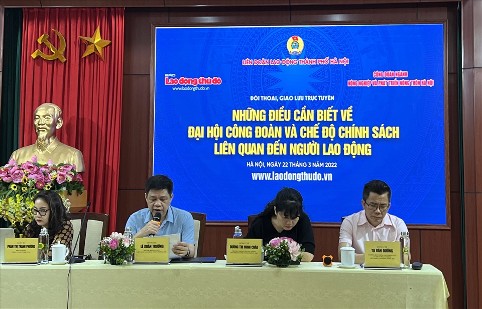 Buổi đối thoại, giao lưu trực tuyến diễn ra sáng 22.3. Ảnh: Kiều Vũ