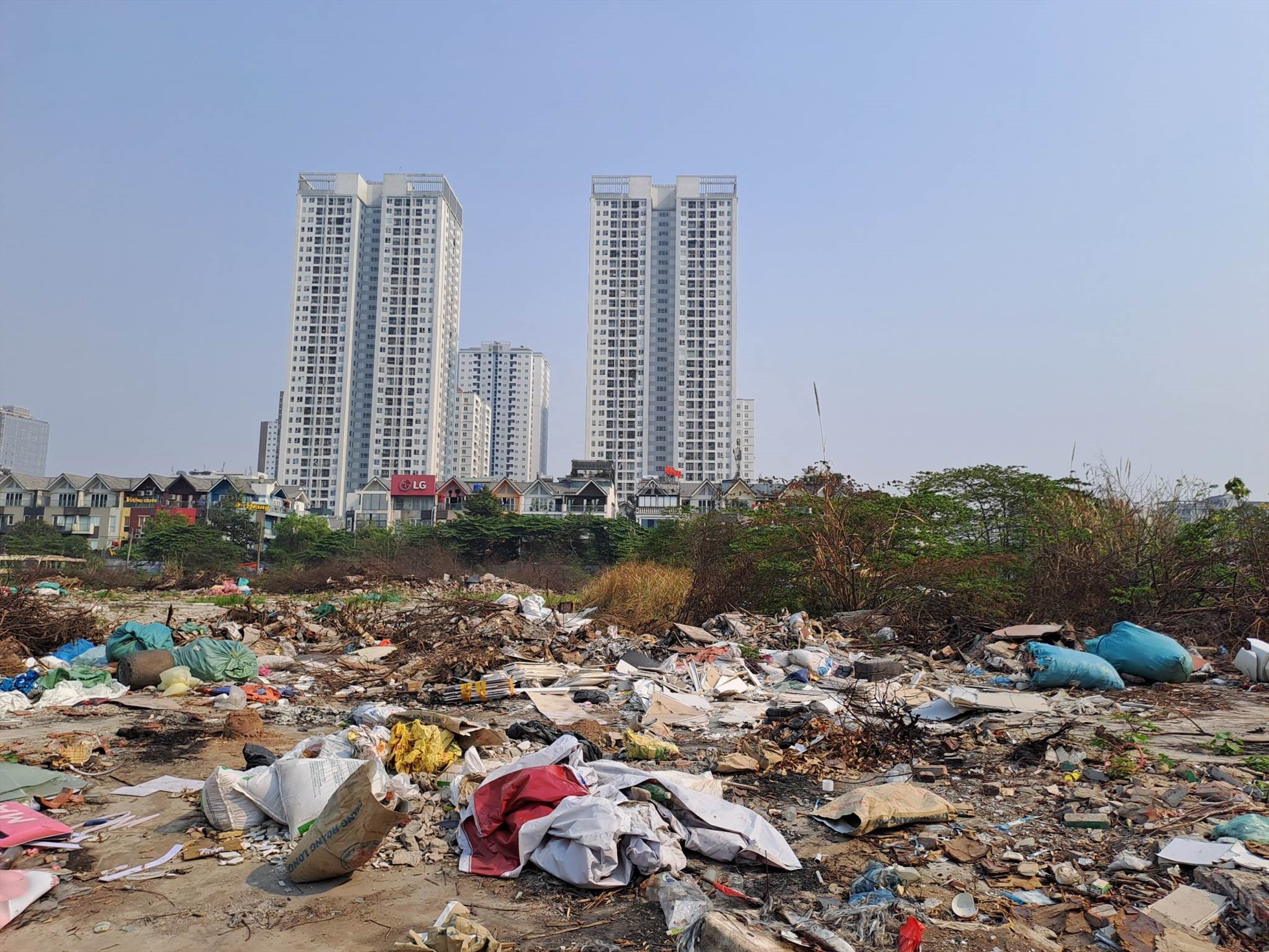 Hà Nội: Xoá bỏ điểm đổ rác tự phát, người dân bất ngờ diện mạo mới