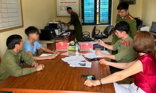 Công an huyện Lục Yên xử lý trường hợp học sinh lớp 9 xúc phạm lực lượng CSGT trên mạng xã hội. Ảnh: CACC.
