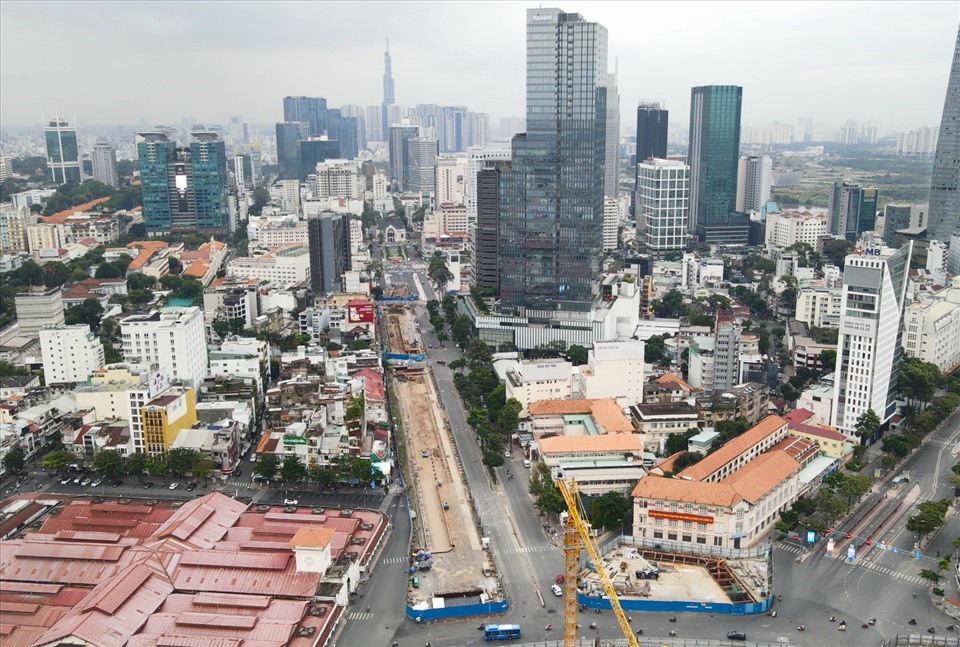 Một khúc đường Lê Lợi nhìn từ trên cao. Ảnh: Anh Tú.