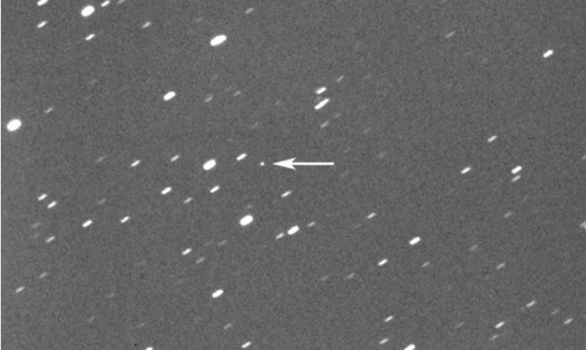 Tiểu hành tinh sượt qua Trái đất với tốc độ 28.000 km/h ở khoảng cách 175.000km. Ảnh: The Virtual Telescope Project