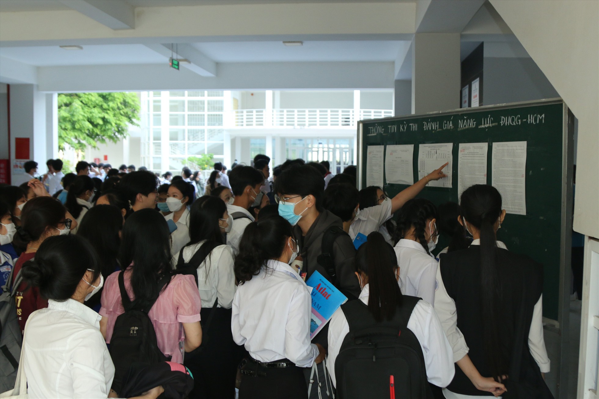 Hơn 1.000 thí sinh dự kỳ thi đánh giá năng lực của Đại học Quốc gia TPHCM