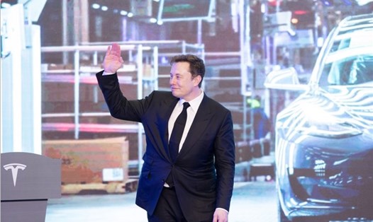 Elon Musk định giá Twitter chỉ 20 tỉ USD, chưa bằng một nửa so với giá mua. Ảnh: Xinhua