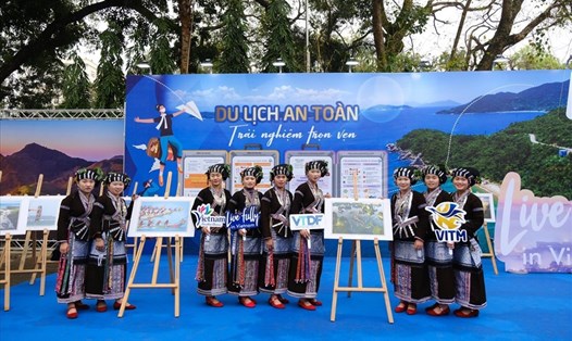 Hoạt động quảng bá du lịch Việt Nam tại VITM Hà Nội 2022. Ảnh: Hồng Hạnh