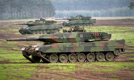 Đức cung cấp xe tăng Leopard 2 cho Ukraina. Ảnh: Quân đội Đức (Bundeswehr)