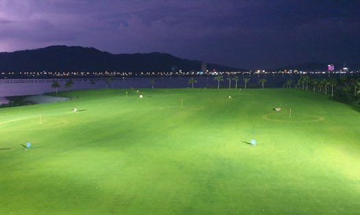Sân golf Tuần Châu. Ảnh: Nguyễn Hùng