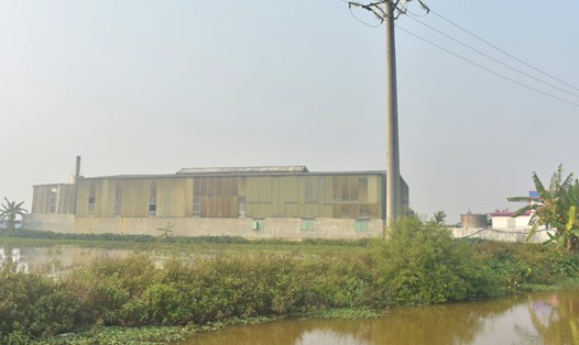Khu nhà xưởng hàng nghìn m2 trên đất nông nghiệp ở xã Đông Xuyên (huyện Tiền Hải, tỉnh Thái Bình). Ảnh: Trung Du