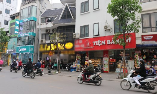Giá nhà mặt phố Hà Nội chạm mốc 500 triệu đồng/m2. Ảnh: Thu Giang