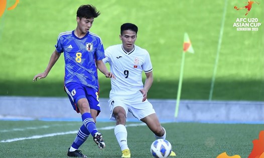 U20 Nhật Bản (xanh) giành chiến thắng 3-0 trước U20 Kyrgyzstan. Ảnh: AFC