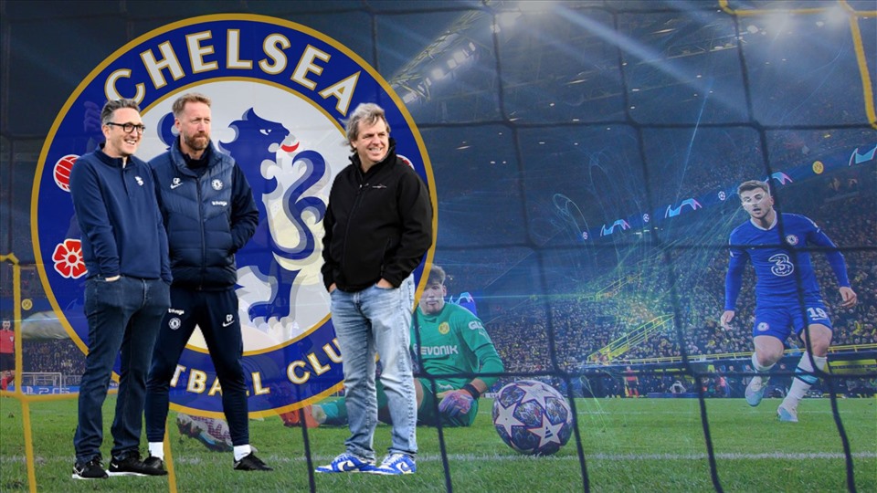Đằng sau nụ cười của ông chủ Chelsea, Todd Boehly, hoàn toàn có thể là quyết định sa thải dành cho Graham Potter. Đồ họa: Lê Vinh