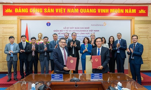 Công ty TNHH AstraZeneca Việt Nam và Bộ Y tế đã ký kết Bản ghi nhớ (MOU) nhằm đưa hợp tác song phương lên tầm cao mới. Ảnh: Doanh nghiệp cung cấp