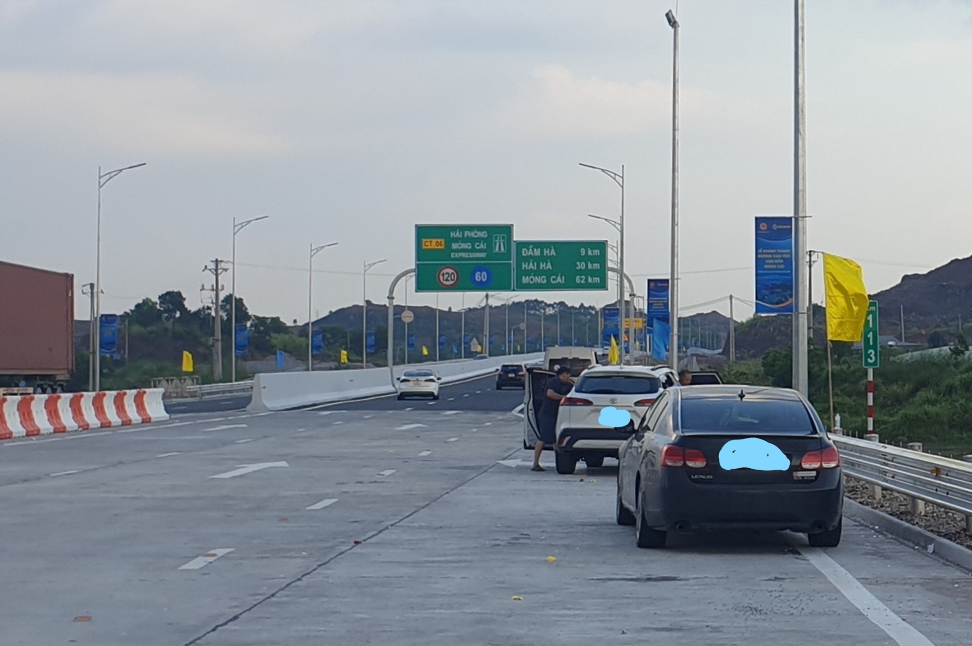 Nghiên cứu dùng vốn đầu tư công giải phóng mặt bằng làm trạm dừng nghỉ trên cao tốc