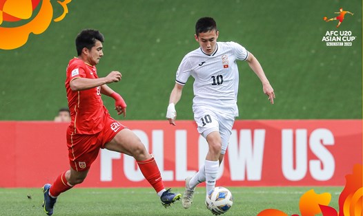 U20 Trung Quốc (áo đỏ) giành quyền vào tứ kết U20 Châu Á 2023. Ảnh: AFC