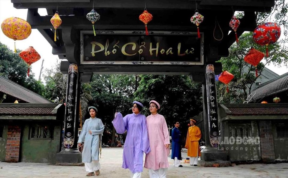 Phố cổ Hoa Lư được tôn tạo và phục dựng lại nằm khu vực núi Kỳ Lân (thuộc phường Tân Thành, thành phố Ninh Bình). Ảnh: Diệu Anh