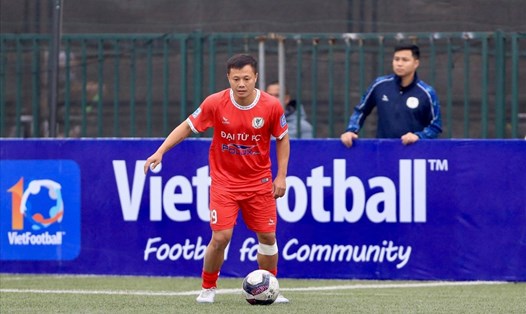 Cựu tuyển thủ Việt Nam Phạm Thành Lương tỏa sáng ở giải hạng Nhất Cúp VietFootball 2023. Ảnh: VietFootball