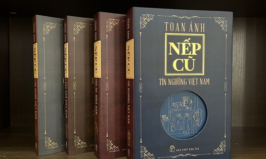 Bộ sách “Nếp cũ” của nhà văn Toan Ánh được NXB Trẻ tái bản. 
Ảnh: Nhà xuất bản cung cấp