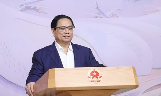 Thủ tướng Phạm Minh Chính phát biểu khai mạc phiên họp. Ảnh: TTXVN