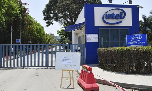 Intel và ARM đã công bố một thỏa thuận “đa thế hệ” để tối ưu hóa quy trình chế tạo 18A sắp tới của Intel. Ảnh: AFP