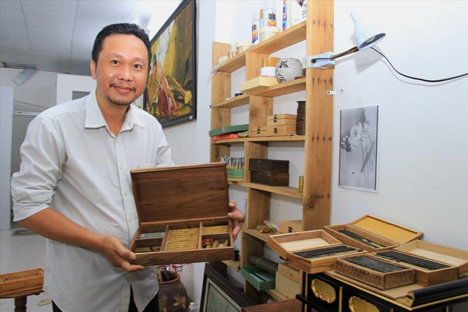 Người phục chế sách cổ tài hoa