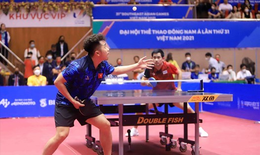 Nguyễn Đức Tuân giành Huy chương Vàng môn bóng bàn tại SEA Games 31. Ảnh: TTXVN
