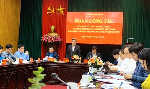 Ông Nguyễn Quang Dương, Ủy viên Trung ương Đảng, Phó Trưởng Ban Tổ chức Trung ương, Trưởng đoàn công tác phát biểu tại buổi làm việc. Ảnh: Hà Anh