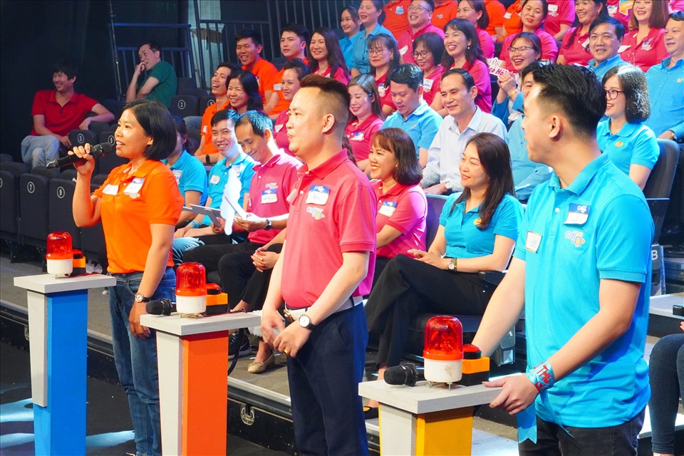 Đoàn viên tỉnh Thái Nguyên tham gia Chương trình Giờ thứ 9+. Ảnh: Hồ Điệp