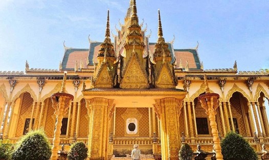 Chùa Vàm Ray tọa lạc tại xã Hàm Tân, huyện Trà Cú, cách thành phố Trà Vinh khoảng 35km. Ảnh: Henry Dương