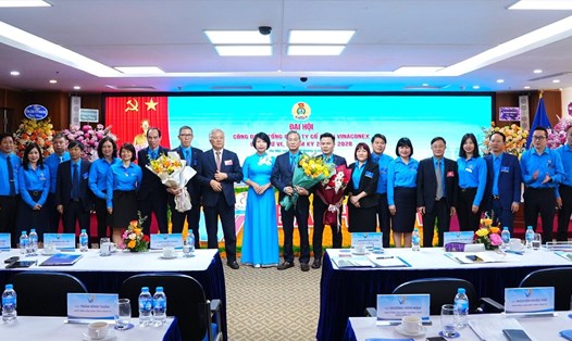 Ra mắt BCH Công đoàn Tổng Công ty Cổ phần Vinaconex nhiệm kỳ 2023-2028. Ảnh: Minh Hương
