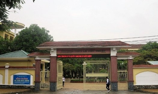 Hiệu trường Trường THPT Lê Viết Thuật (Nghệ An) xác nhận vụ việc nữ sinh bị đánh, quay video clip xảy ra từ đầu tháng 2.2023. Ảnh: Quỳnh Trang