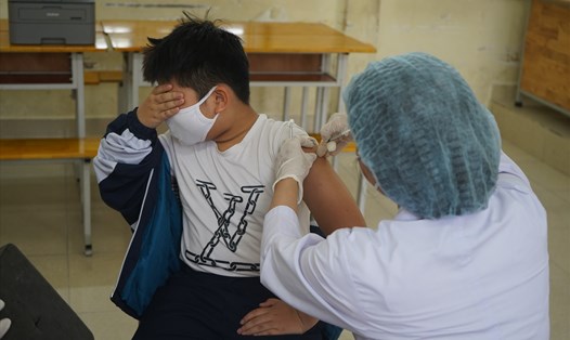 Hải Phòng chỉ đạo triển khai quyết liệt việc rà soát, vận động các đối tượng tham gia tiêm chủng vaccine phòng COVID-19. Ảnh: Mai Dung