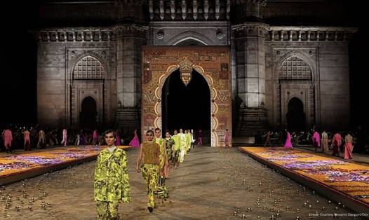 Màn trình diễn bộ sưu tập Pre-Fall 2023 của Dior tại Ấn Độ. Ảnh: Dior