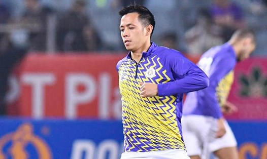 Tiền đạo Văn Quyết sẽ vắng mặt 8 trận đấu sắp tới của Hà Nội FC. Ảnh: HNFC