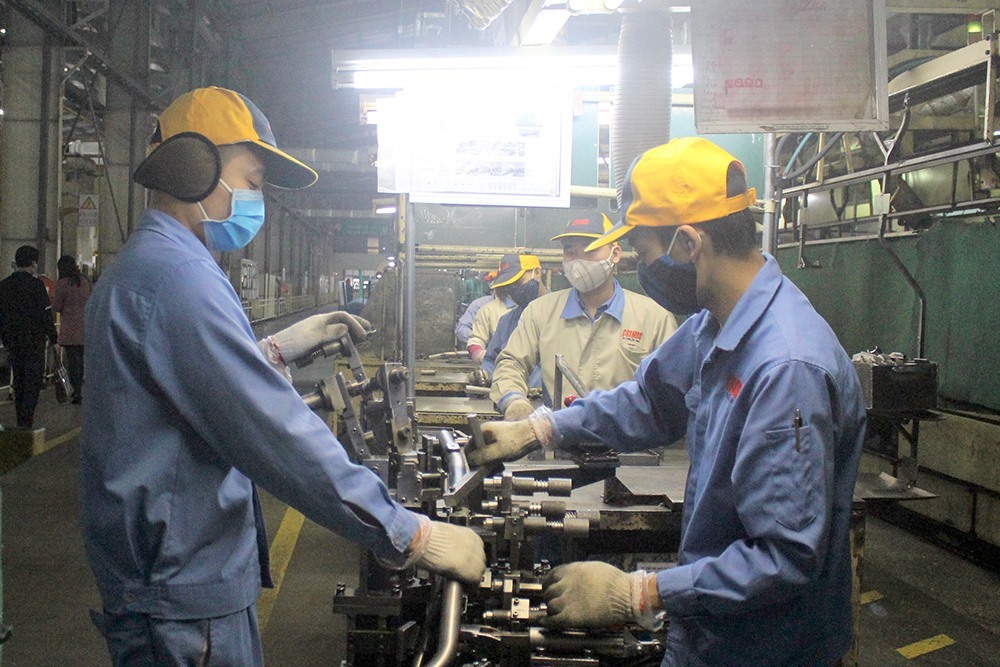 Công nhân lao động trong một doanh nghiệp tỉnh Phú Thọ. Ảnh minh hoạ: Anh Tuấn