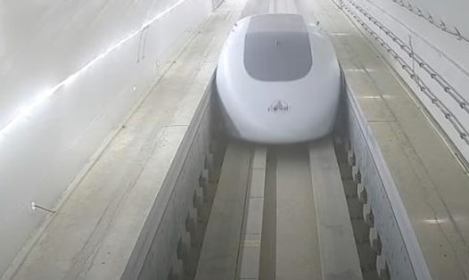 Tàu siêu tốc Hyperloop có thể chạy với vận tốc 1.000 km/h. Ảnh: Tập đoàn Công nghiệp và Khoa học Hàng không vũ trụ Trung Quốc