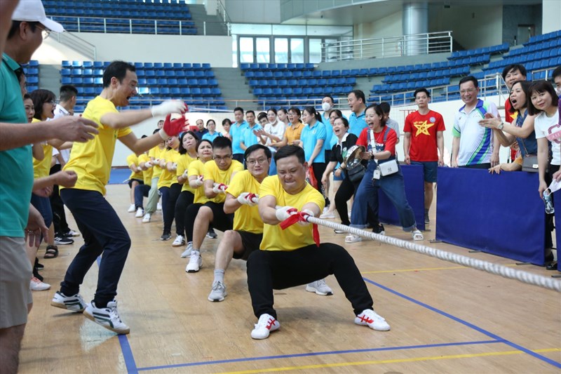 Sôi động giải thể thao Công đoàn Viên chức tỉnh Nam Định