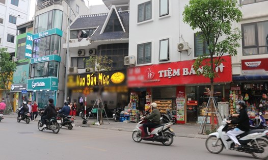 Nhà mặt phố chục tỉ đồng tại Hà Nội liên tục tăng nhiệt. Ảnh: Thu Giang