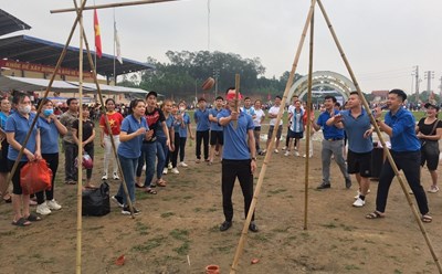 Nhiều hoạt động sôi nổi, hấp dẫn diễn ra tại ngày hội. Ảnh: LĐLĐ huyện Yên Thế