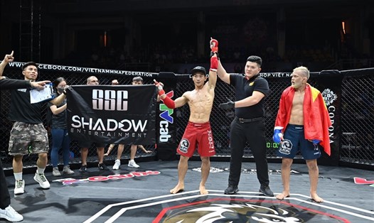 Chiến thắng của Trần Ngọc Lượng trước Robson De Oliveira Soares có phần gây tranh cãi. Ảnh: MMA Việt Nam