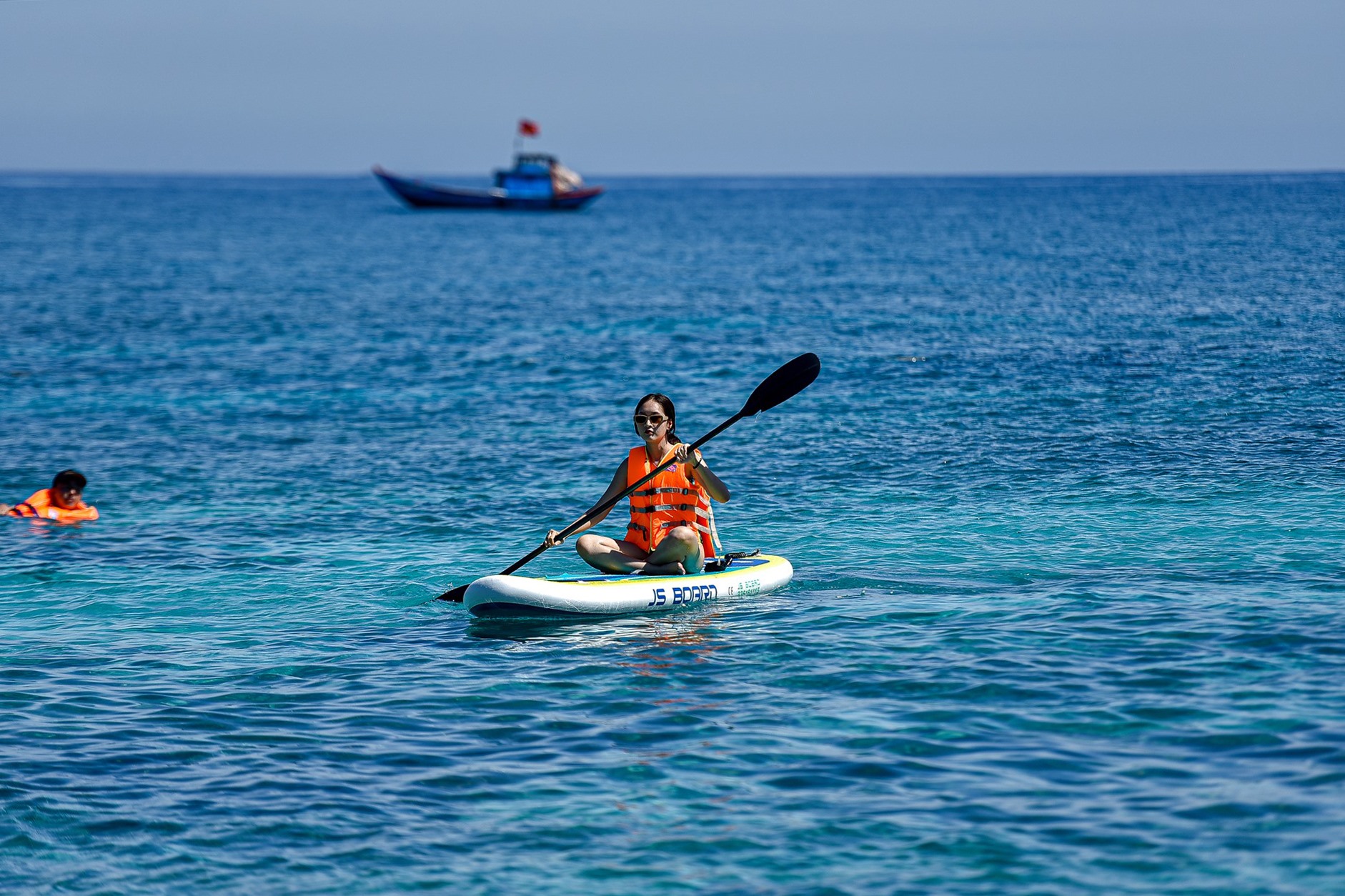 Thu Hiền và chuyến “phượt” một mình xuyên Việt 2 tháng. Ảnh: Hiền Hiền.