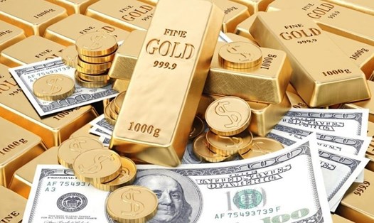 Thế giới tăng dự trữ vàng, giảm dự trữ USD. Ảnh: Traderfin