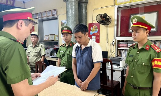 Công an bắt đối tượng Nguyễn Minh Hoàn vì hành vi lừa đảo chiếm đoạt tài sản. Ảnh: Công an cung cấp.