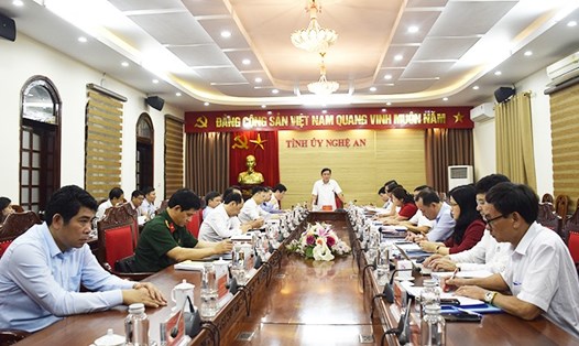Ban Thường vụ Tỉnh ủy Nghệ An tổ chức phiên họp thường kỳ tháng 4.2023. Ảnh: Phương Thúy